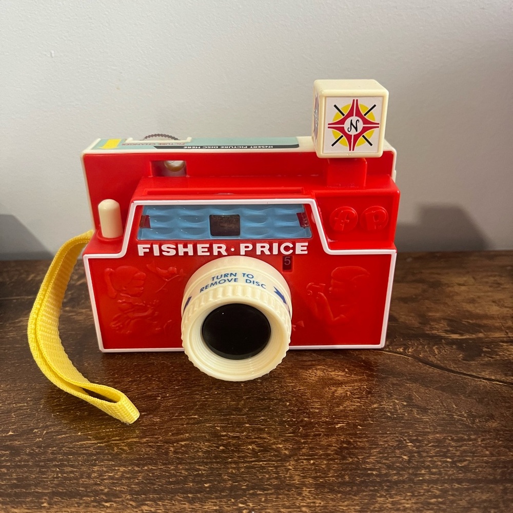 Fisher-Price Classic Changeable Picture Disc Camera